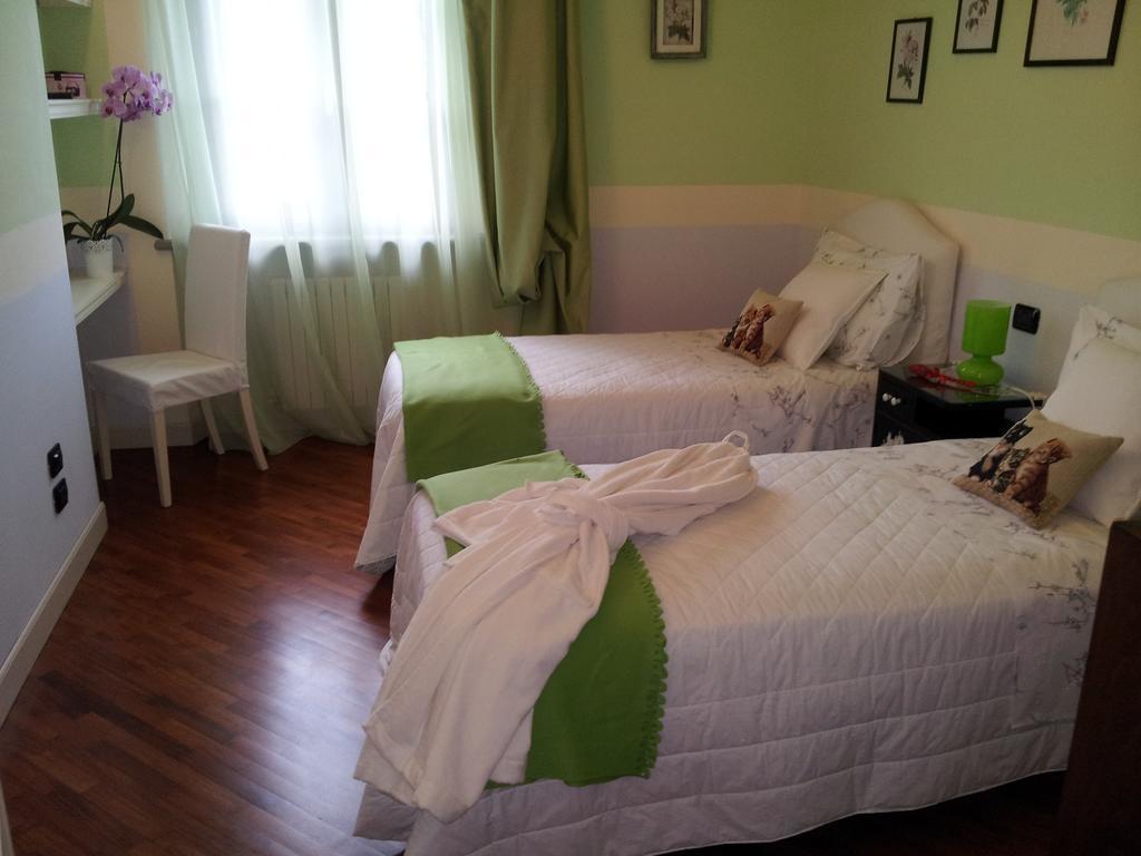 Apartamento Il Campano Collodi Habitación foto